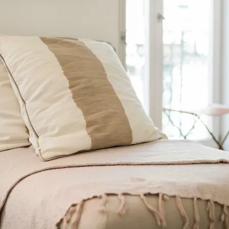 Apartment Chiado Cozy - By Lu Holidays Lisbon