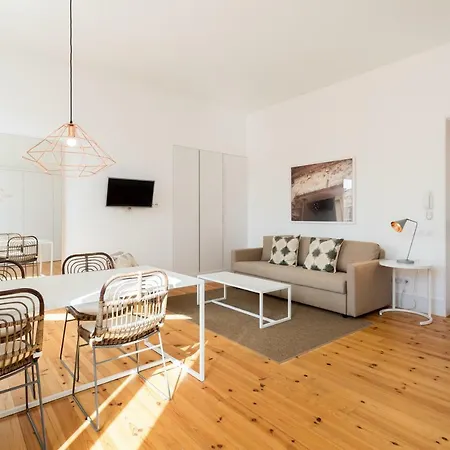 Chiado Cozy - By Lu Holidays Apartmán *