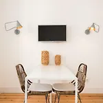 Chiado Cozy - By Lu Holidays Apartment *